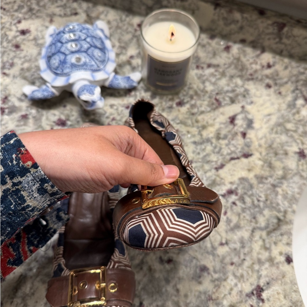 Tory Burch Buckle Sandals Flats Slip Ons Pattern Brown - Picture 4 of 10